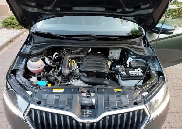 Skoda Fabia cena 29900 przebieg: 167000, rok produkcji 2020 z Brześć Kujawski małe 211